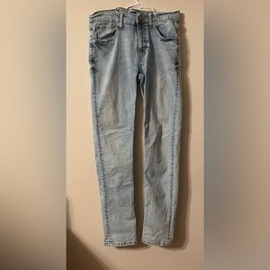 Almost brand new. Only worn once for a brief period of time. No flaws.